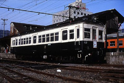 �ʏ����z�[�������ː��ɂȂ�O