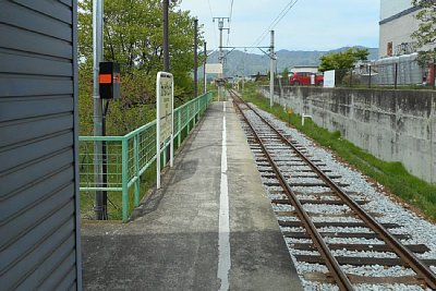 �z�[���͒P��1��1���ł�