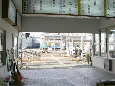 �z�[���ւ͍\�����؂œn��܂�