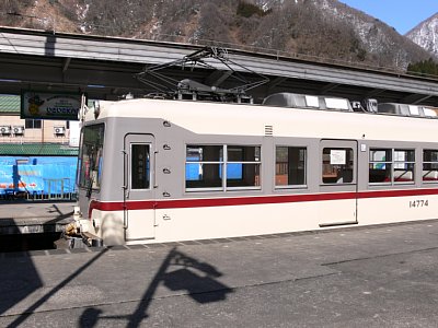 ���u���ɂ��z�[��������̂ł����E�E�E