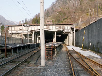 �z�[����2��2��