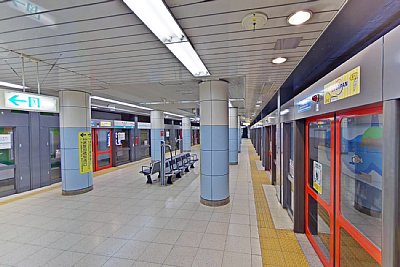 飯田橋駅ホーム
