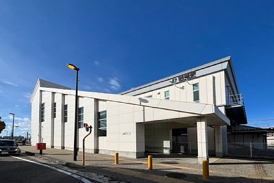 �։��w���