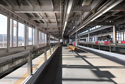 �V�����z�[��