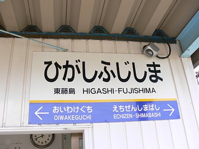 �w���\����