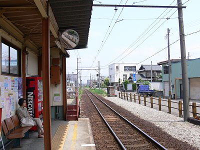 �x���O�w�z�[�����牺����ʂ�����