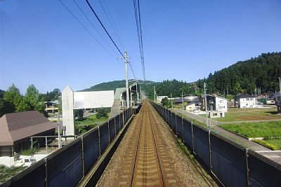 うらがわら駅に間もなく到着