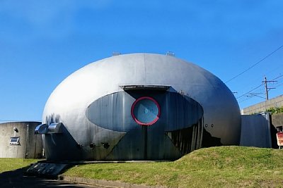 駅舎の裏側はこうなっています