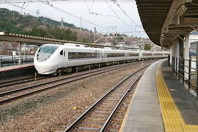 681�n���ʉ߂��܂�