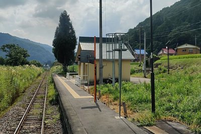 �z�[���𕽑ꑤ���猩��