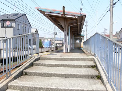 �z�[���ւ̊K�i