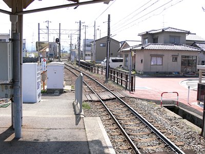 ƒz[ƒ€‚Ɖw‘O‚ðŒ‹‚Ô\“à“¥‚ÝØ‚è