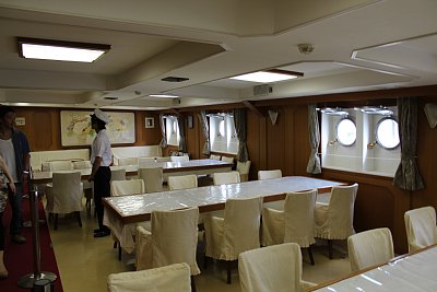 二代目海王丸士官サロン