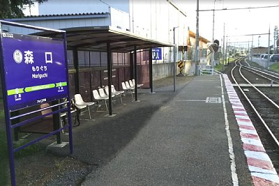 �w���W�Ƒҍ����ƍ\������