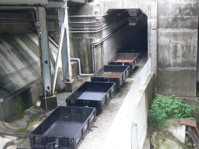 �ݎԂ̗��u��