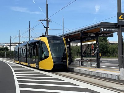 ���C�g���C��������