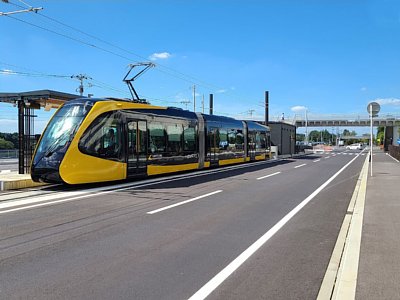 ���C�g���C��������