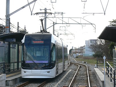 ���Y���w�Z�O�w�Ń|�[�g�������҂����킹