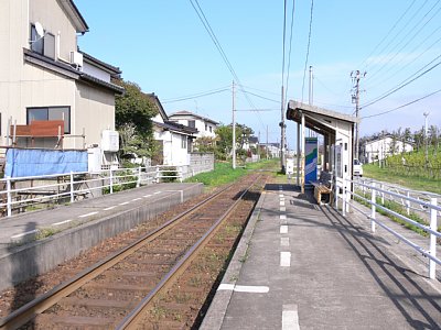 海王丸駅ホーム