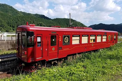 観光列車「ながら」