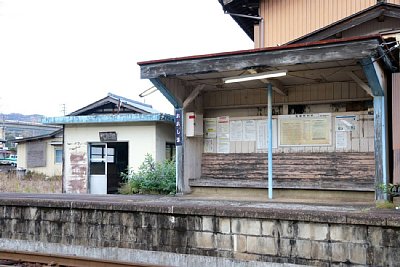 �z�[����̑ҍ���