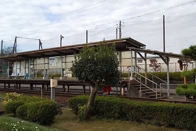 �։��L�m�w