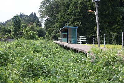 比良駅下りホーム
