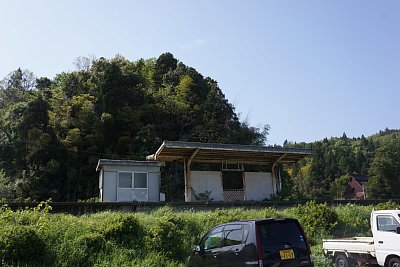 ��\��p���؉w