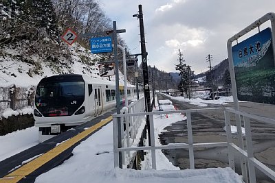 ���}�u�������v���ʉ߂��܂�