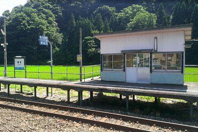 ���z�[���̑ҍ���