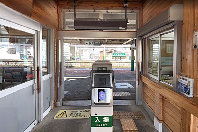 �Ȉ�Suica���D�@