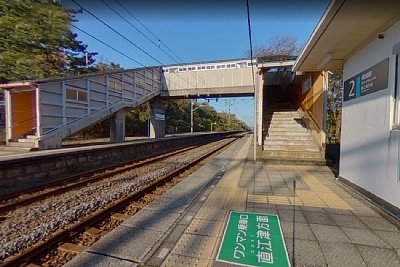 ���Ύ��z�[���ƌא���