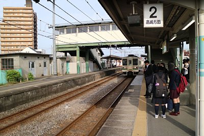 107系電車が到着しました