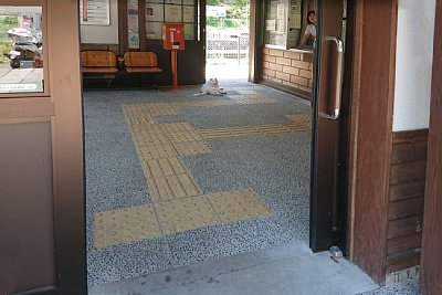 �z�[����2��3���ŗ��u��������܂�