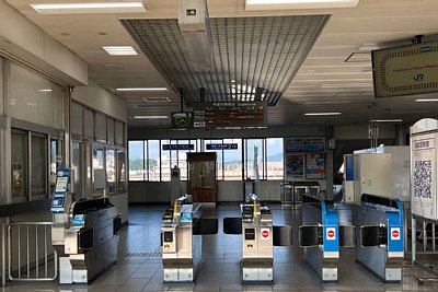改札口
