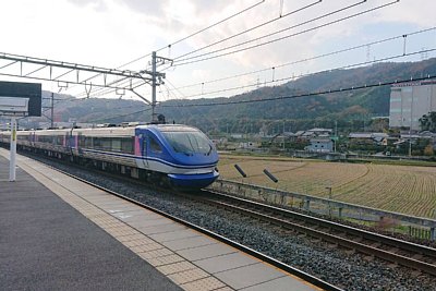 スーパーはくと