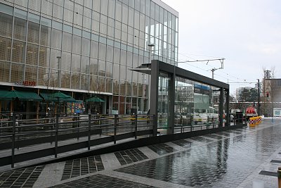 国際会議場前停留場上屋