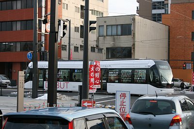 �ۂ̓��𔭎Ԃ��A���ɋȂ���Z���g����