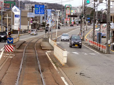 ���݂̐V�x�R�w�@�ː����͂��̉E���ɂ���܂���