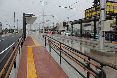 �z�[���̓o���A�t���[������Ă��܂�