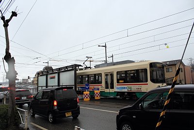 ���쉮�◯���8000�n�d�Ԃ��������܂�