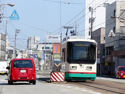 ������◯��ɒ�Ԃ���8000�`�d��