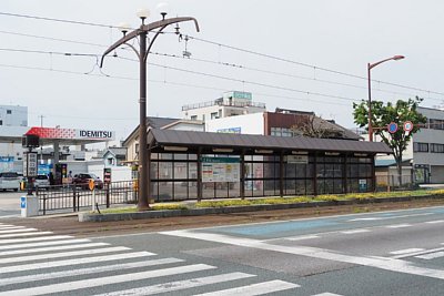 豊橋公園前停留場ホーム